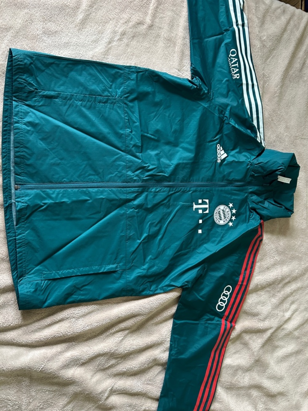 RARE ORIGINAL Adidas FC Bayern München Original Windbreaker 21/22 Audi